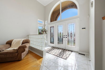 58 Chester Crescent • Halton Hills, ON photo 6