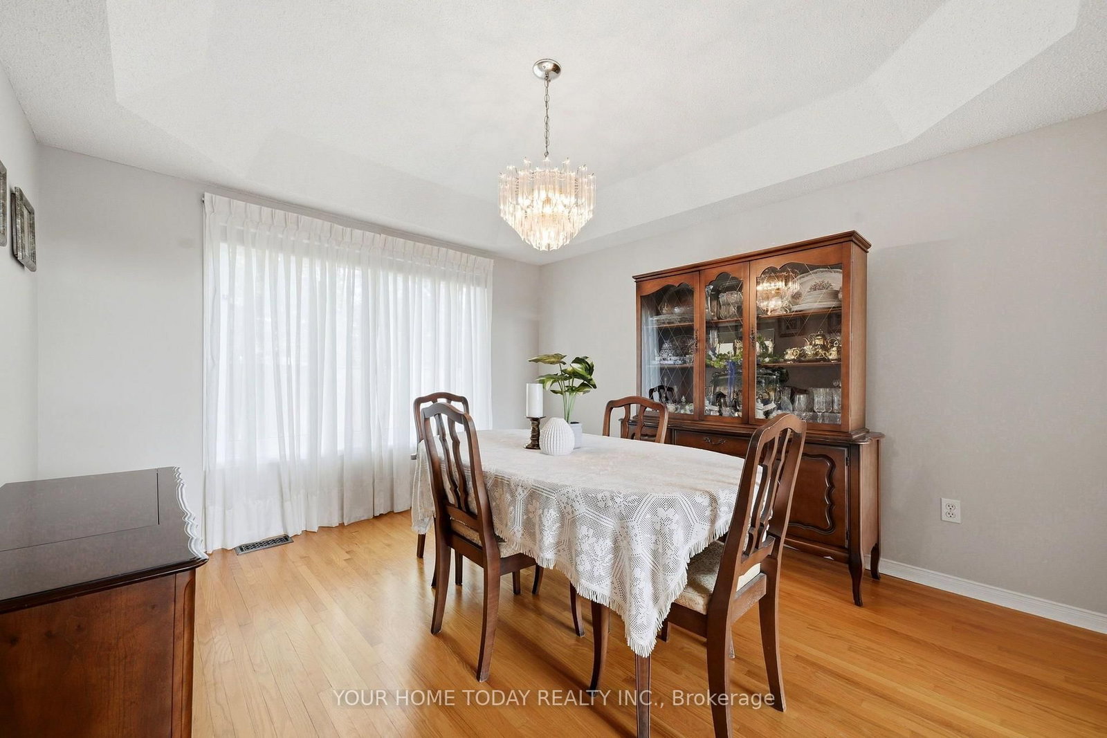 58 Chester Crescent • Halton Hills, ON photo 9