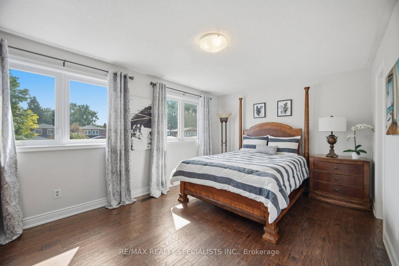 1106 Highgate Mississauga,ON L4W 3H4 — Photo 11