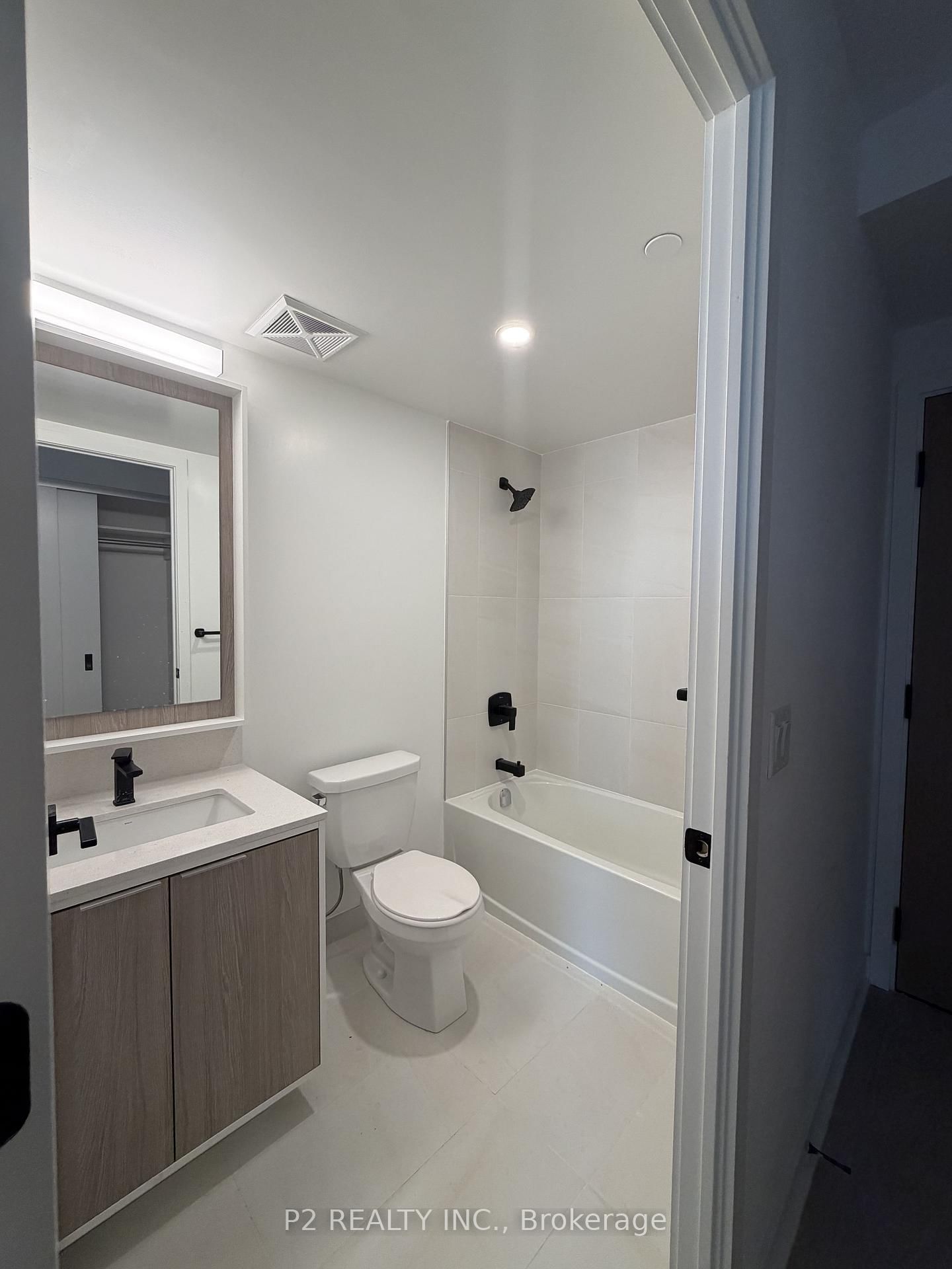 36 Zorra Street • #628 • Toronto, ON photo 3