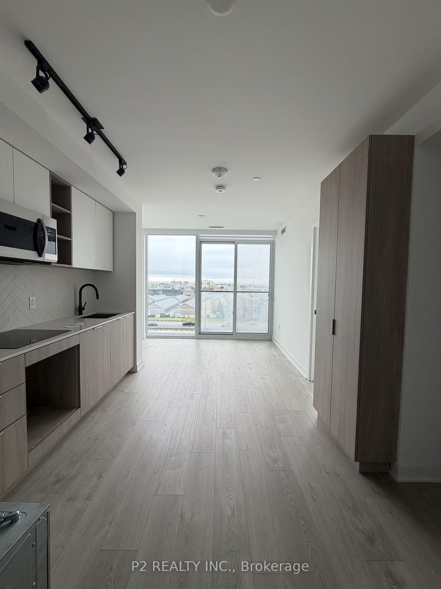 36 Zorra Street • #628 • Toronto, ON photo 6