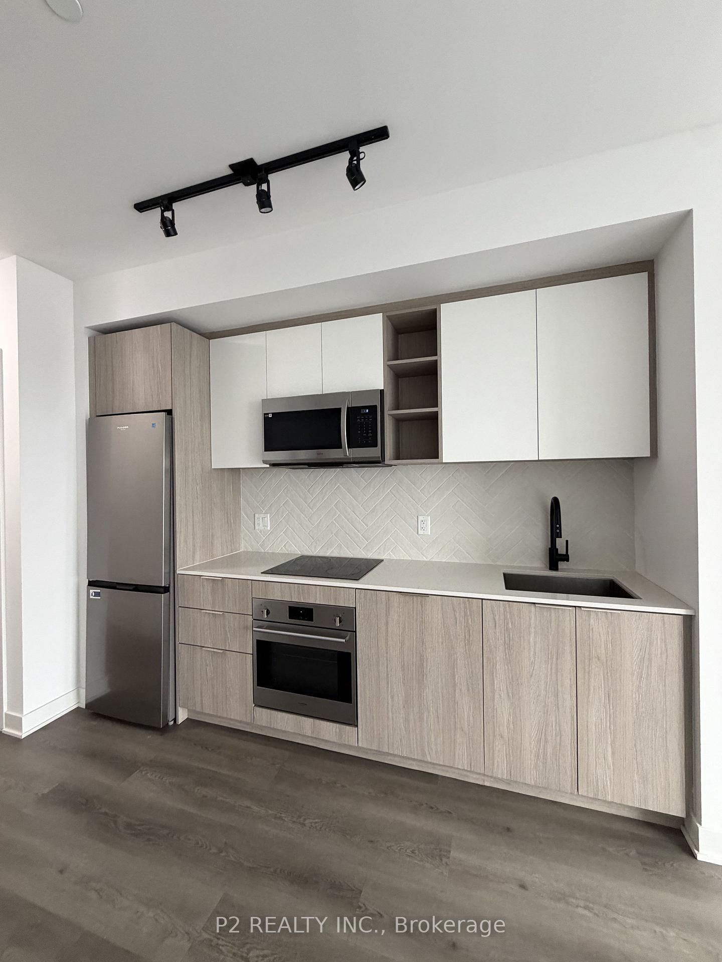 36 Zorra Street • #3506 • Toronto, ON photo 6