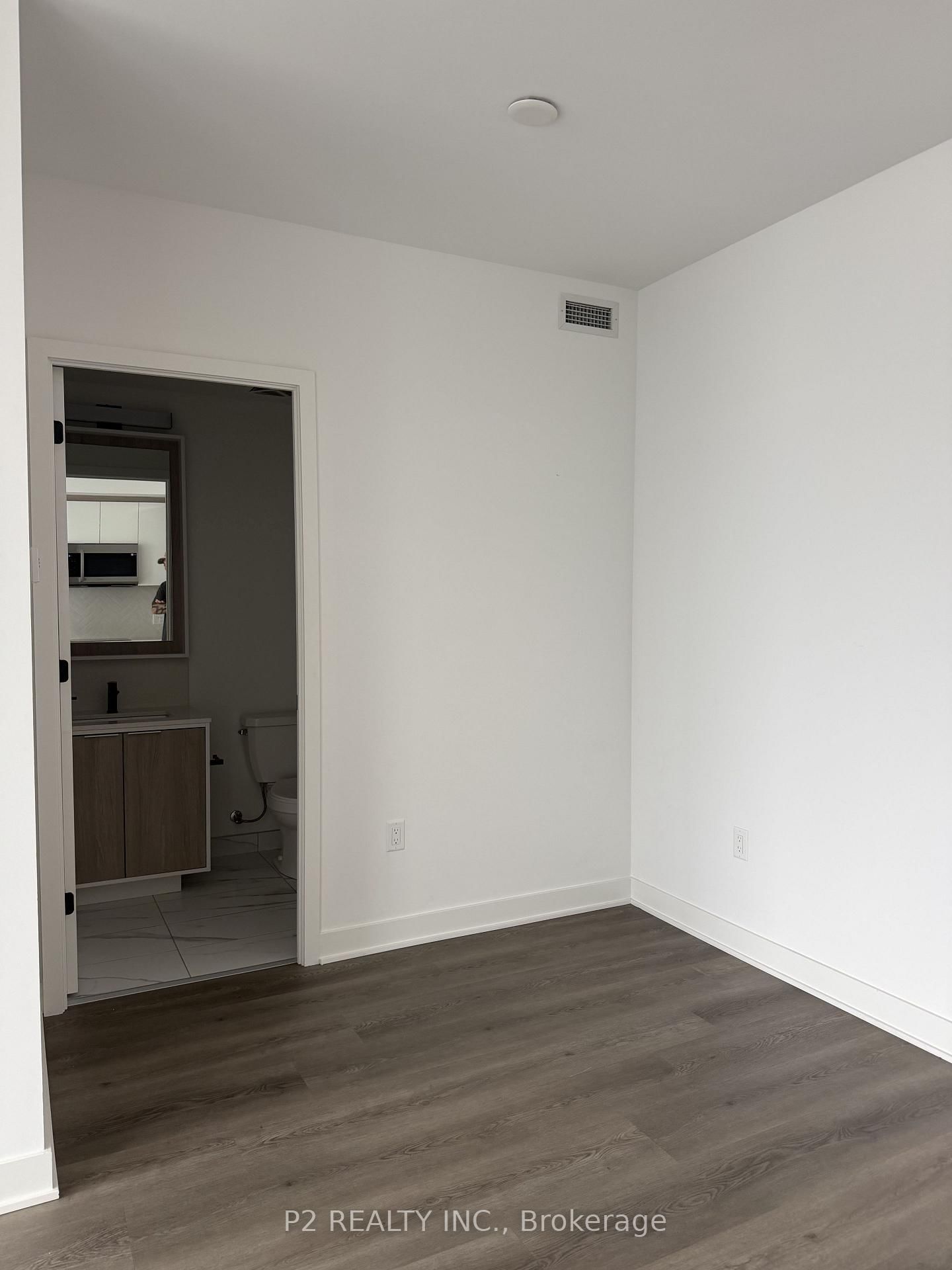 36 Zorra Street • #3506 • Toronto, ON photo 8