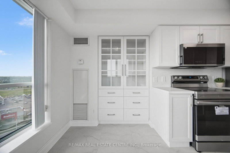 4879 Kimbermount Mississauga,ON L5M 7R8 — Photo 16