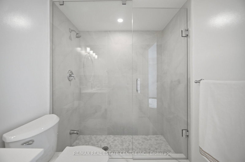 4879 Kimbermount Mississauga,ON L5M 7R8 — Photo 24