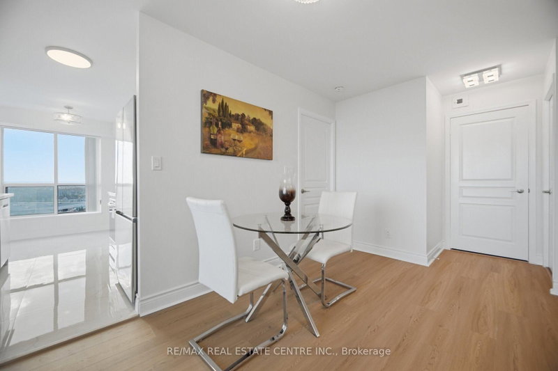 4879 Kimbermount Mississauga,ON L5M 7R8 — Photo 7