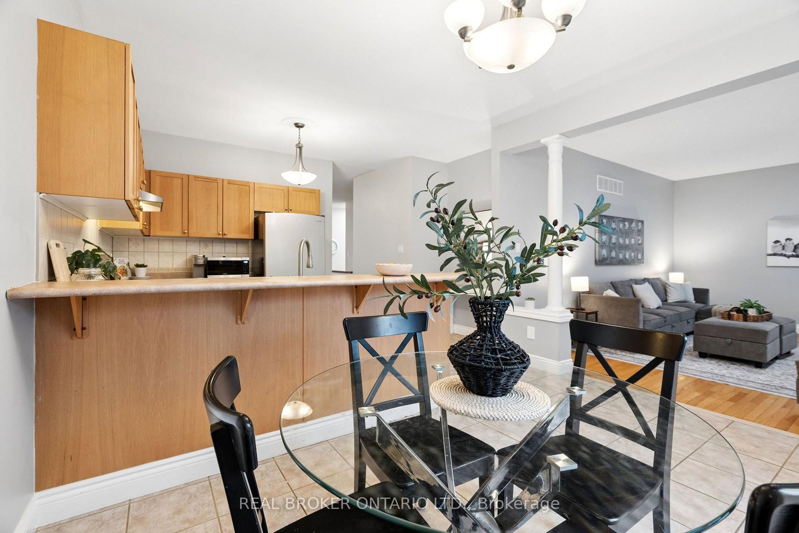 27 Spruce Boulevard • Halton Hills, ON photo 12