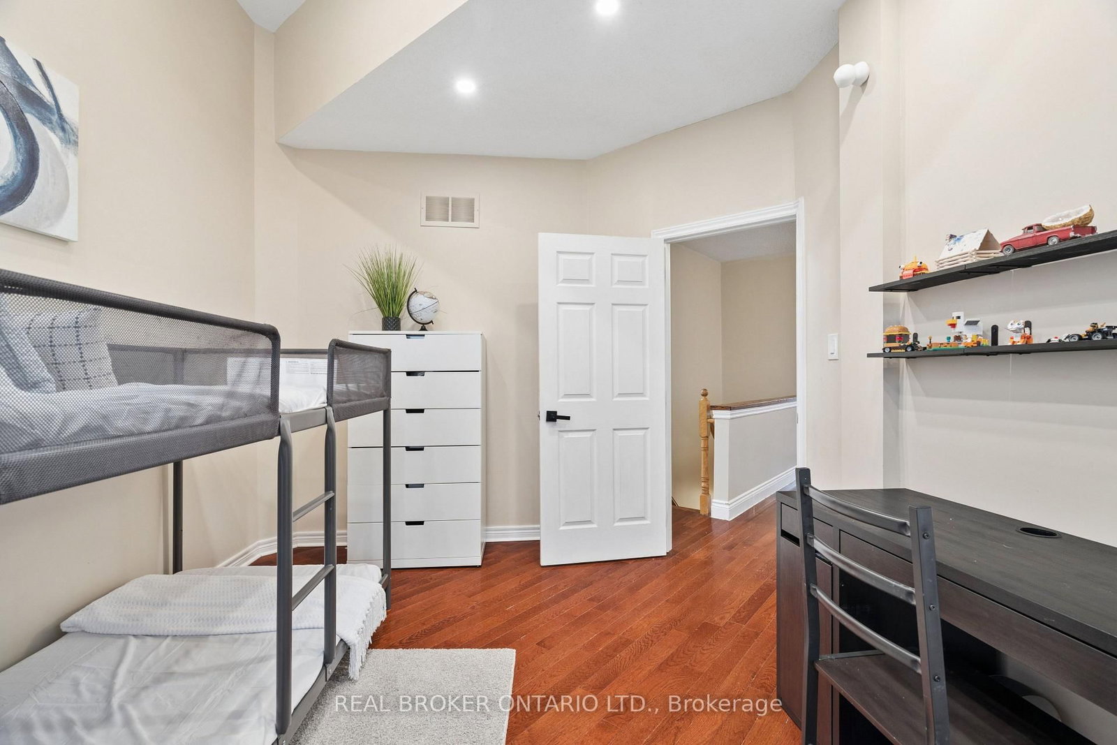 27 Spruce Boulevard • Halton Hills, ON photo 19