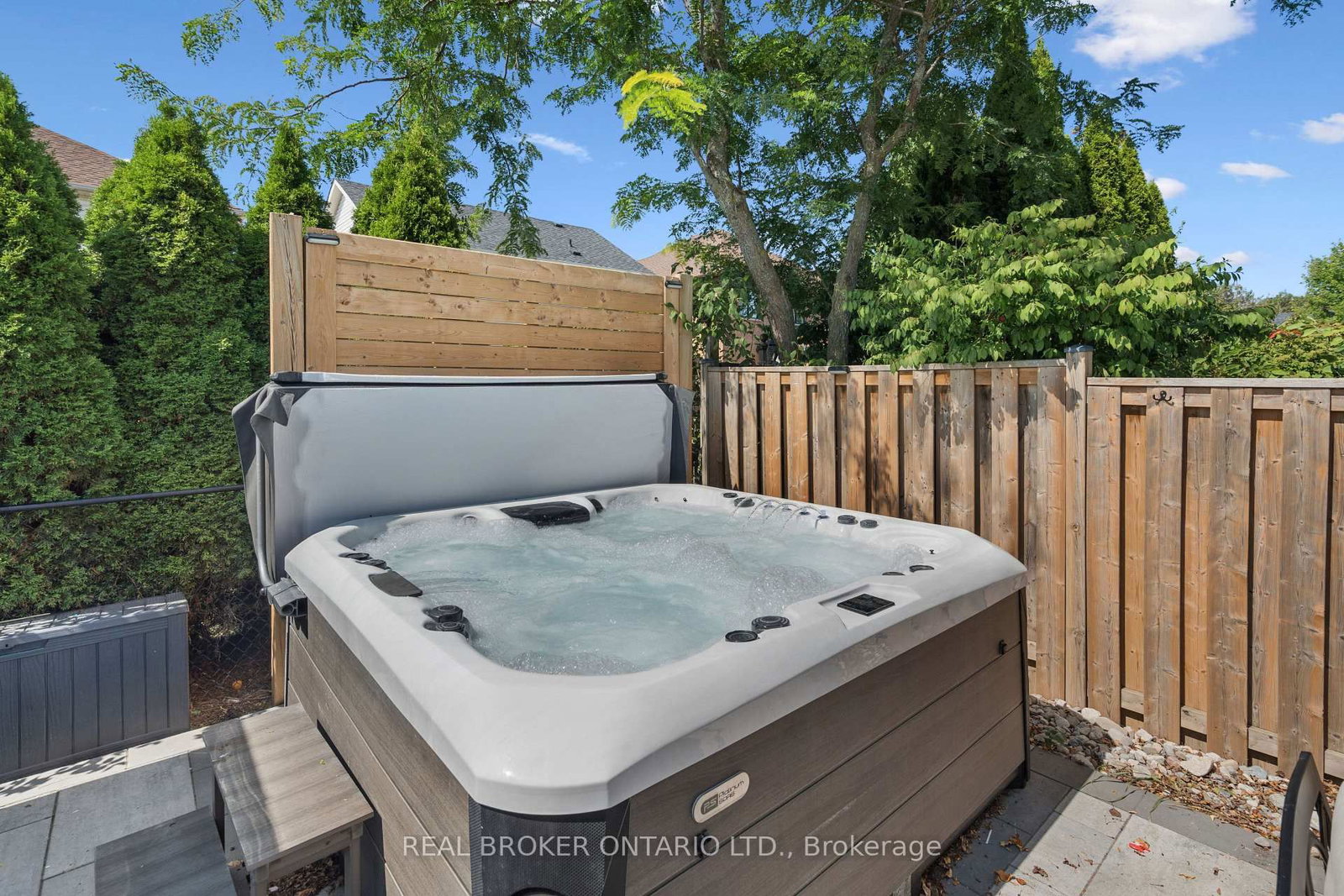 27 Spruce Boulevard • Halton Hills, ON photo 38