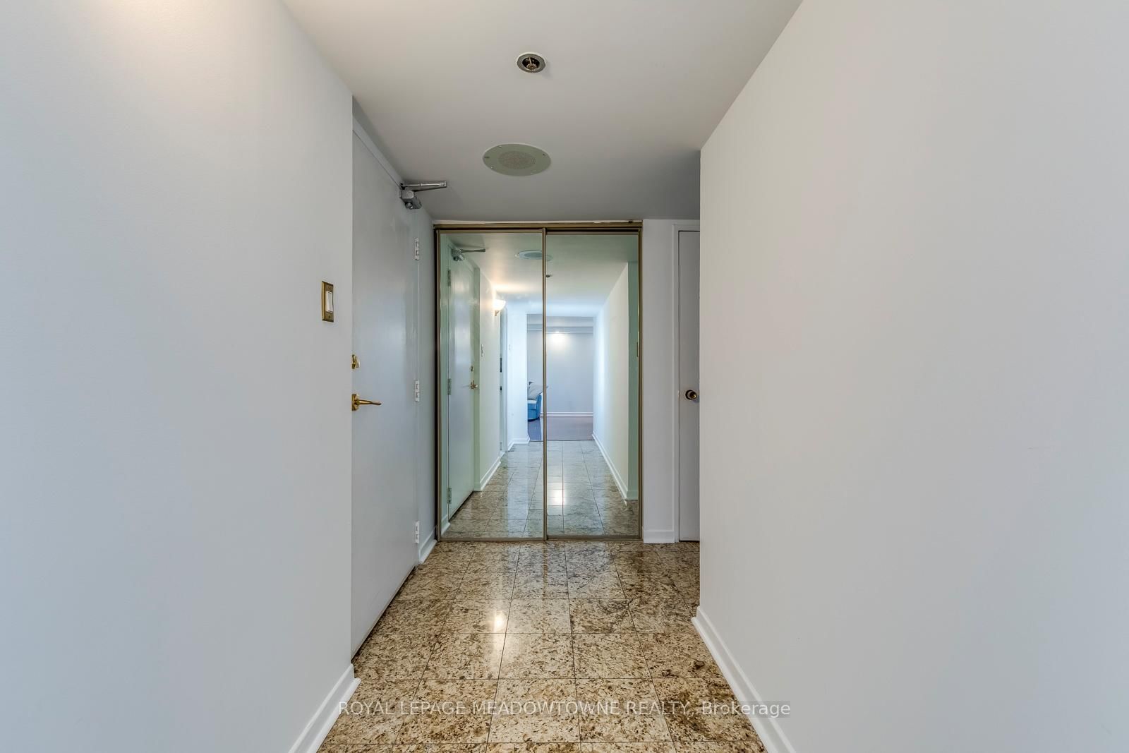 2045 Lakeshore Boulevard W • #2011 • Toronto, ON photo 10