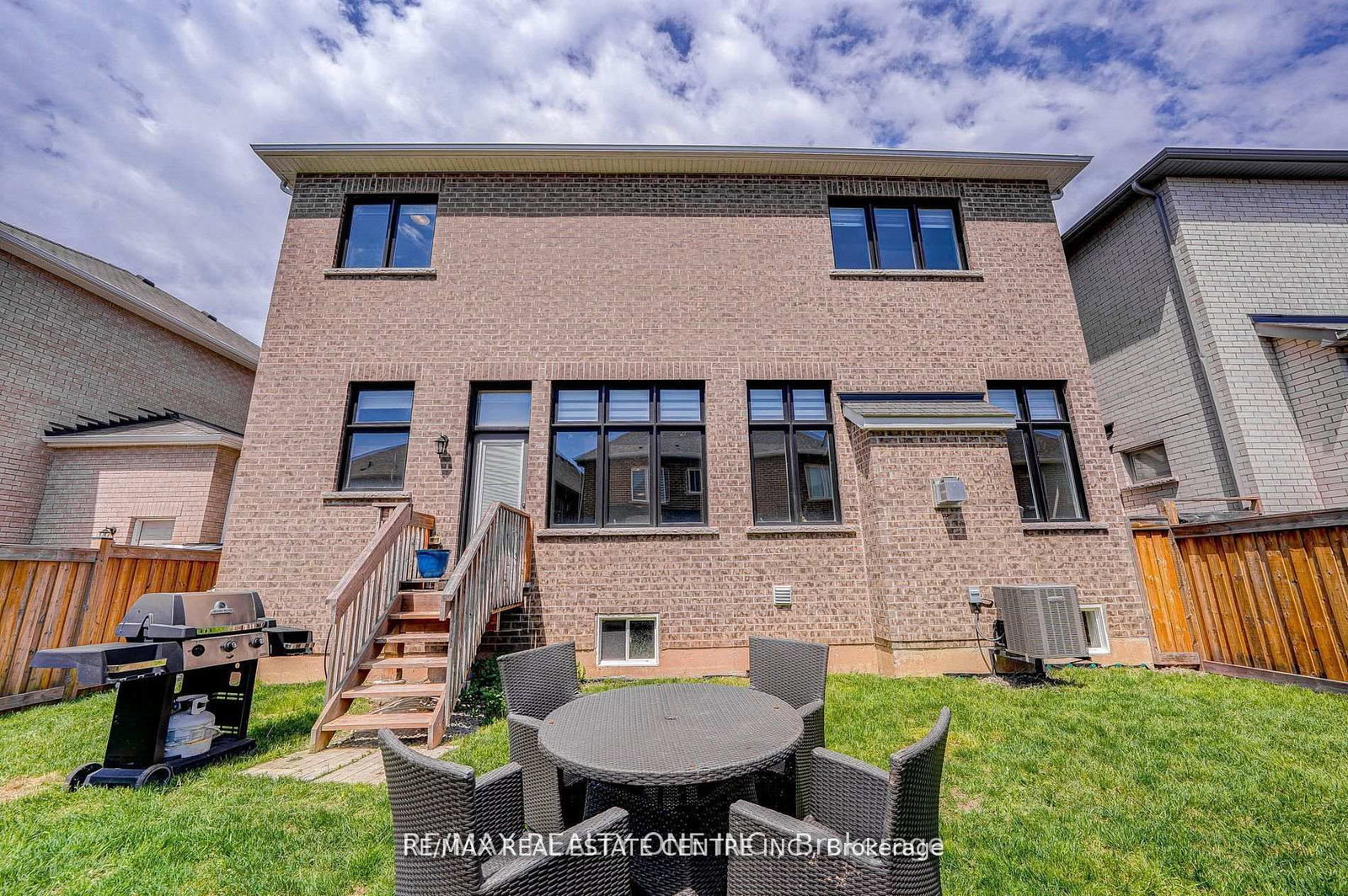 438 Park Oakville,ON L6M 1N3 — Photo 40