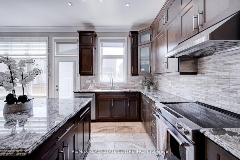 438 Park Oakville,ON L6M 1N3 — Photo 9