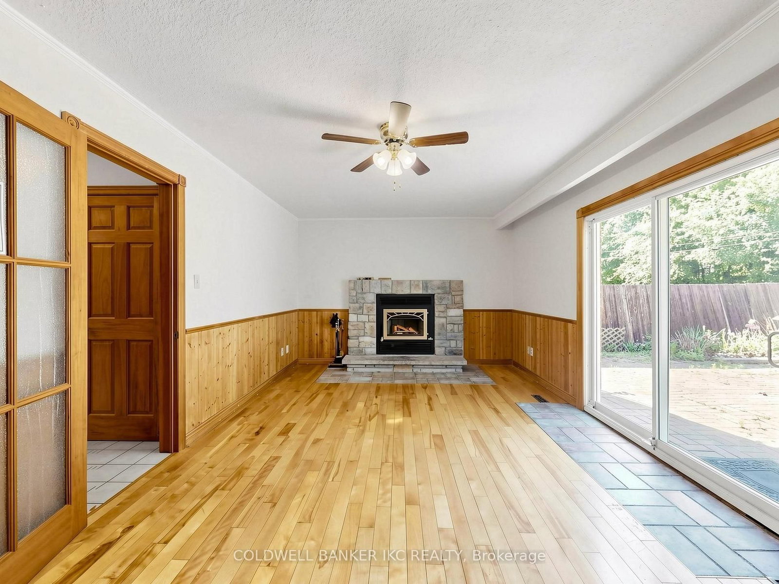 2220 Springfield Mississauga,ON L5K 1V2 — Photo 14