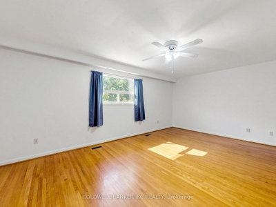 2220 Springfield Mississauga,ON L5K 1V2 — Photo 18