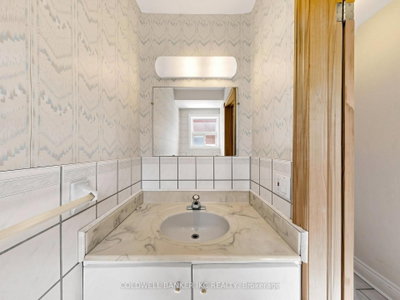 2220 Springfield Mississauga,ON L5K 1V2 — Photo 21