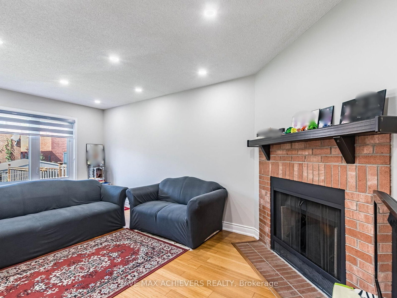 1041 Blizzard Road • Mississauga, ON photo 16