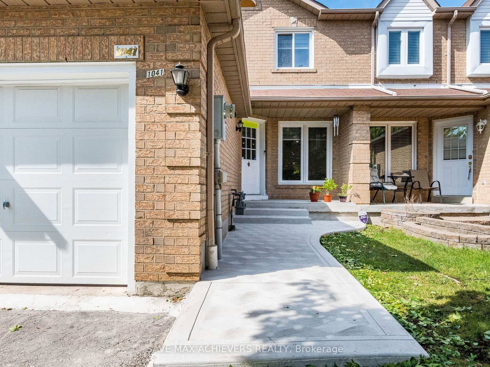 1041 Blizzard Road • Mississauga, ON photo 5