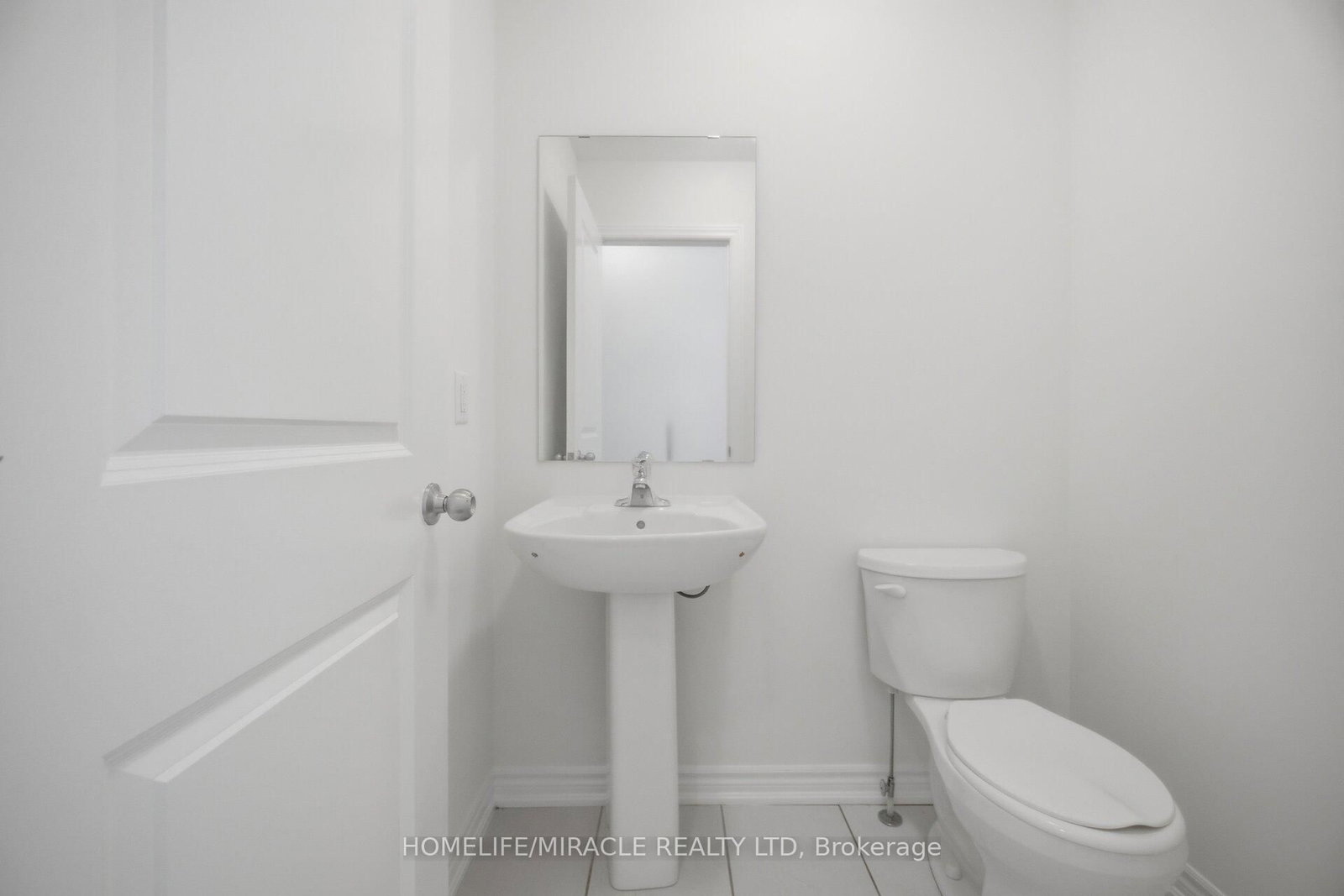 19 Donald Ficht Crescent • Brampton, ON photo 18