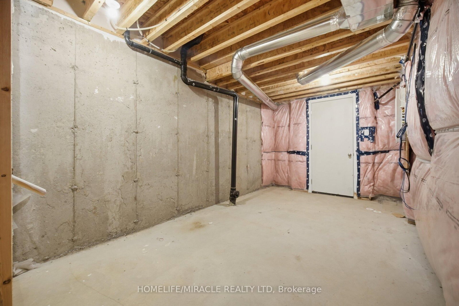 19 Donald Ficht Crescent • Brampton, ON photo 36
