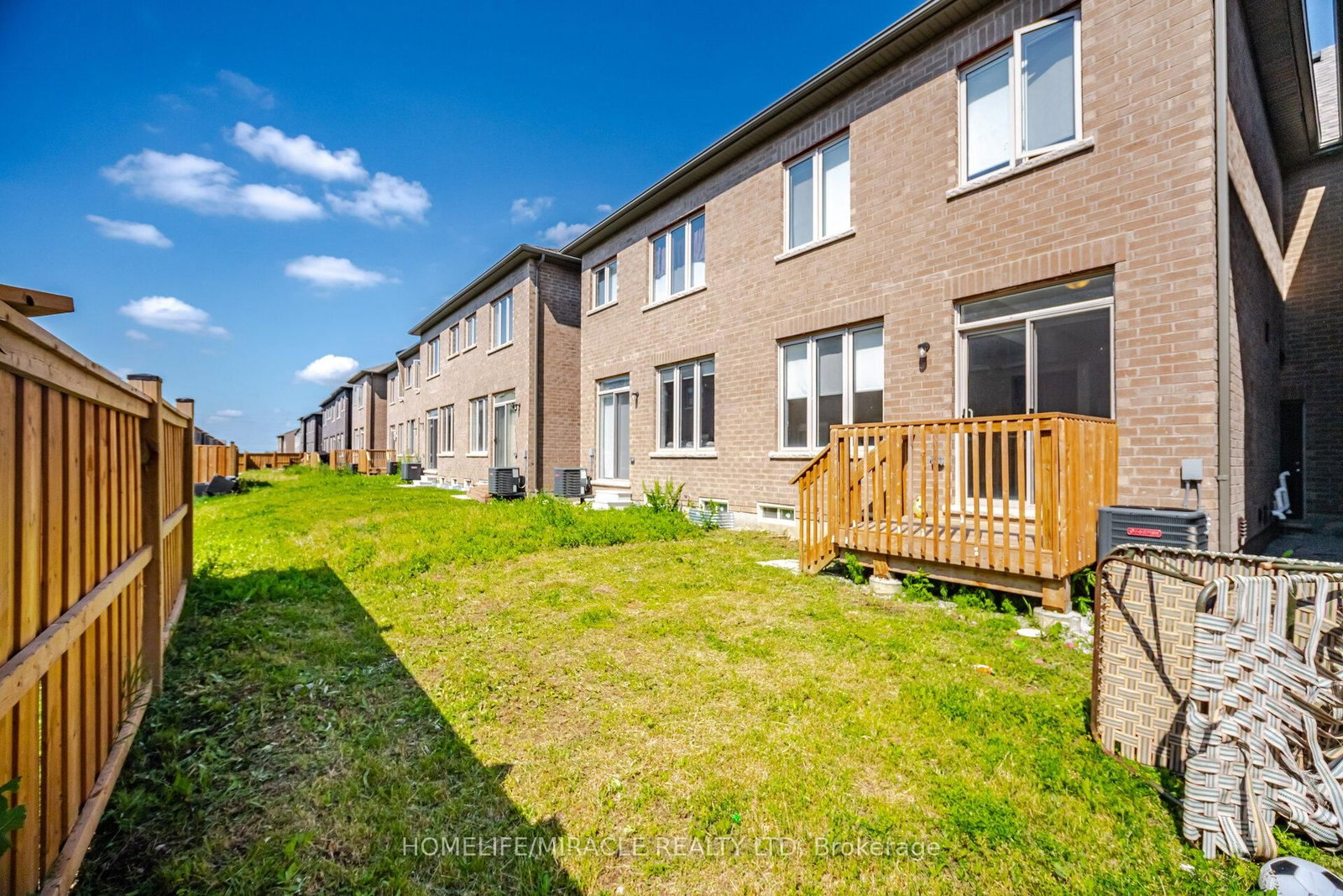 19 Donald Ficht Crescent • Brampton, ON photo 42