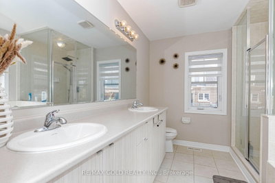 3 Dale Meadows Brampton,ON L7A 4Z9 — Photo 28