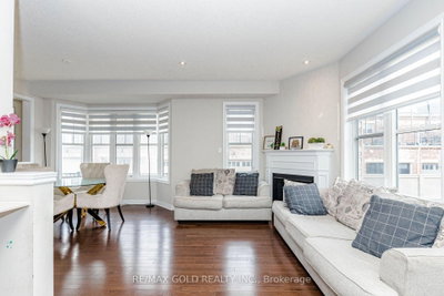 3 Dale Meadows Brampton,ON L7A 4Z9 — Photo 9