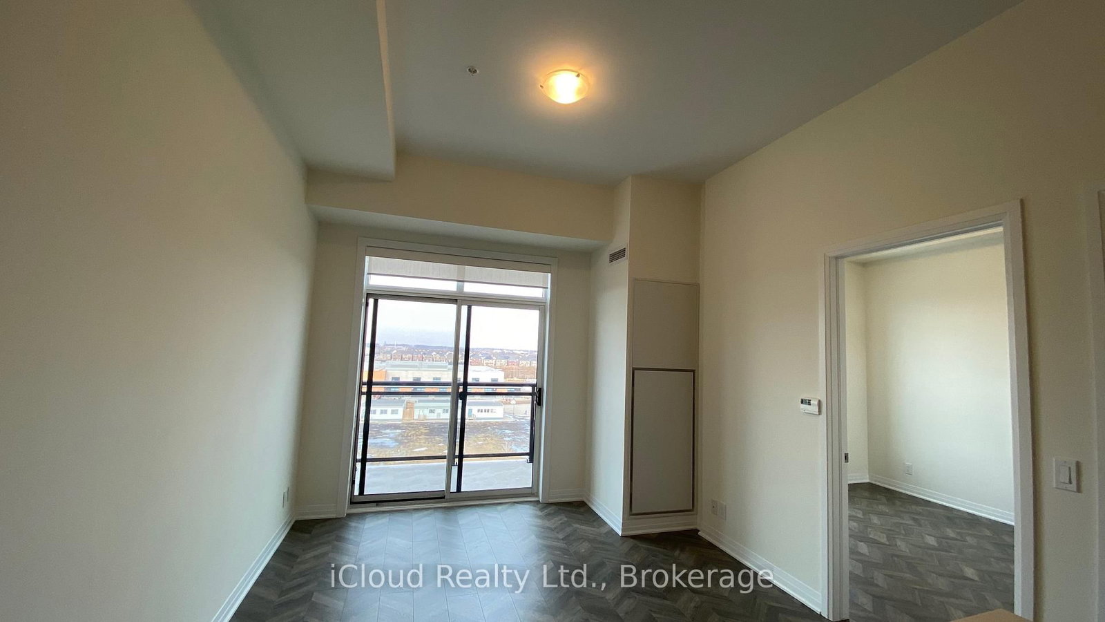625-1105 Leger Way, Milton, view 13