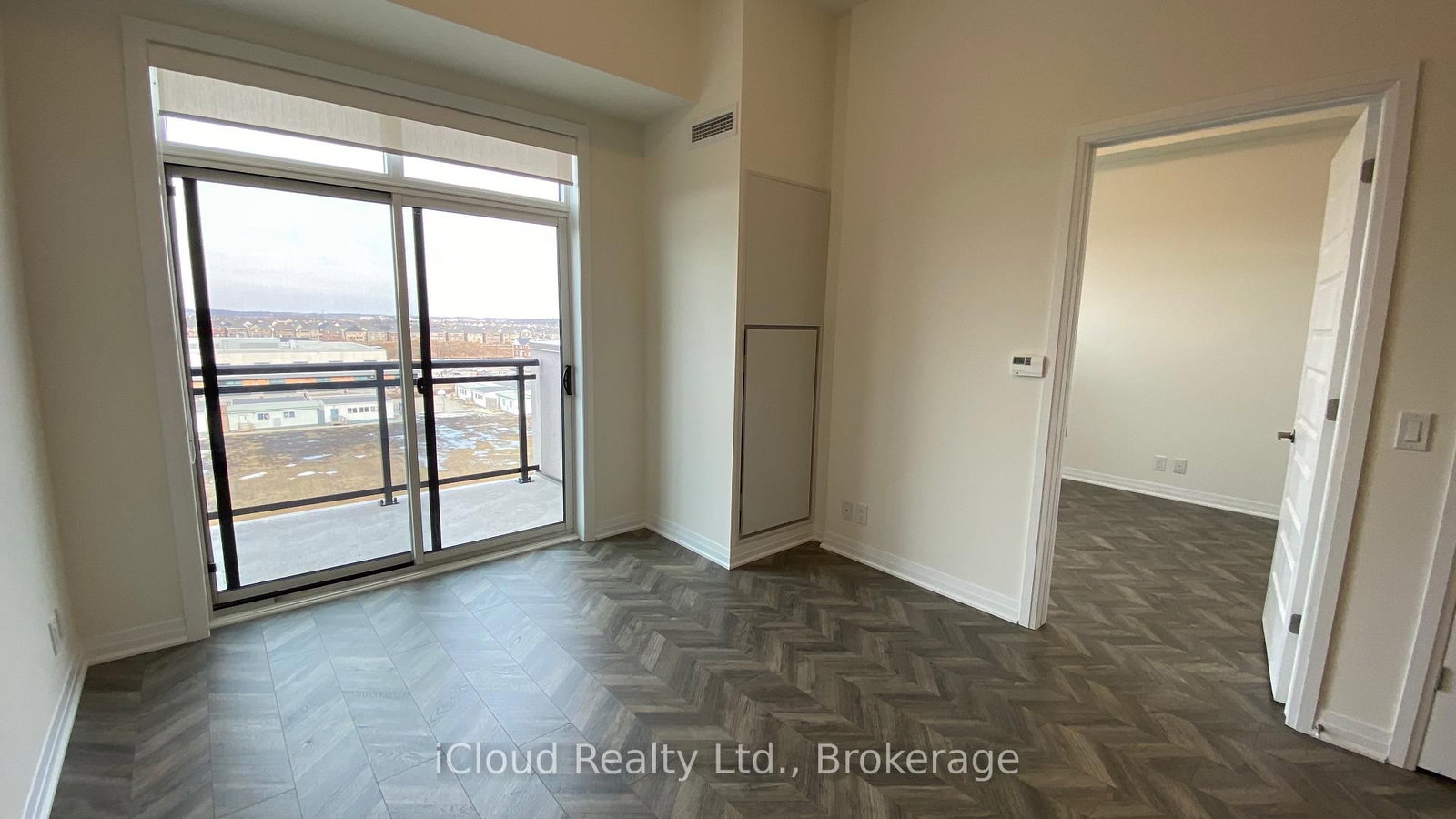 625-1105 Leger Way, Milton, view 14