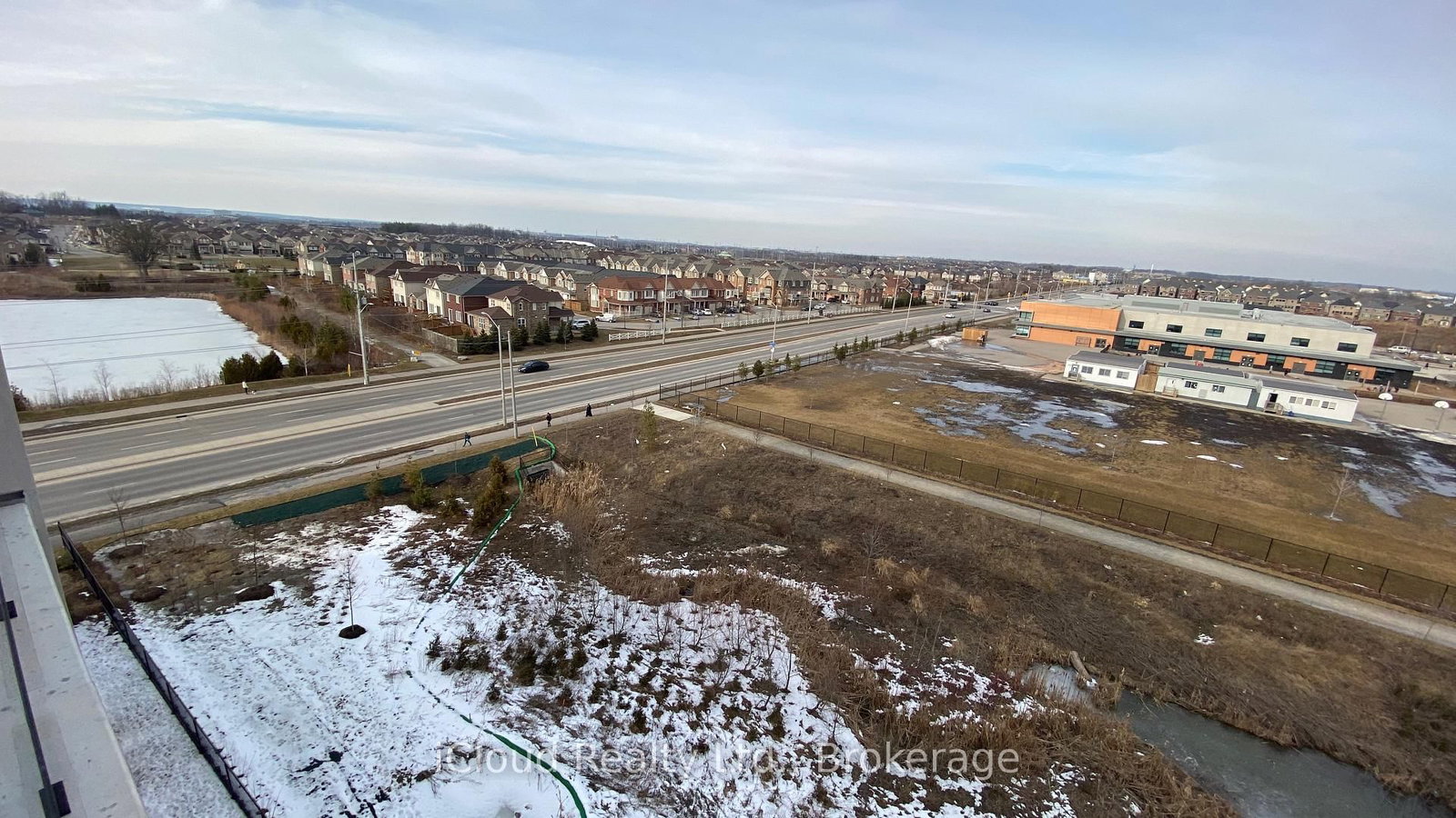 625-1105 Leger Way, Milton, view 23
