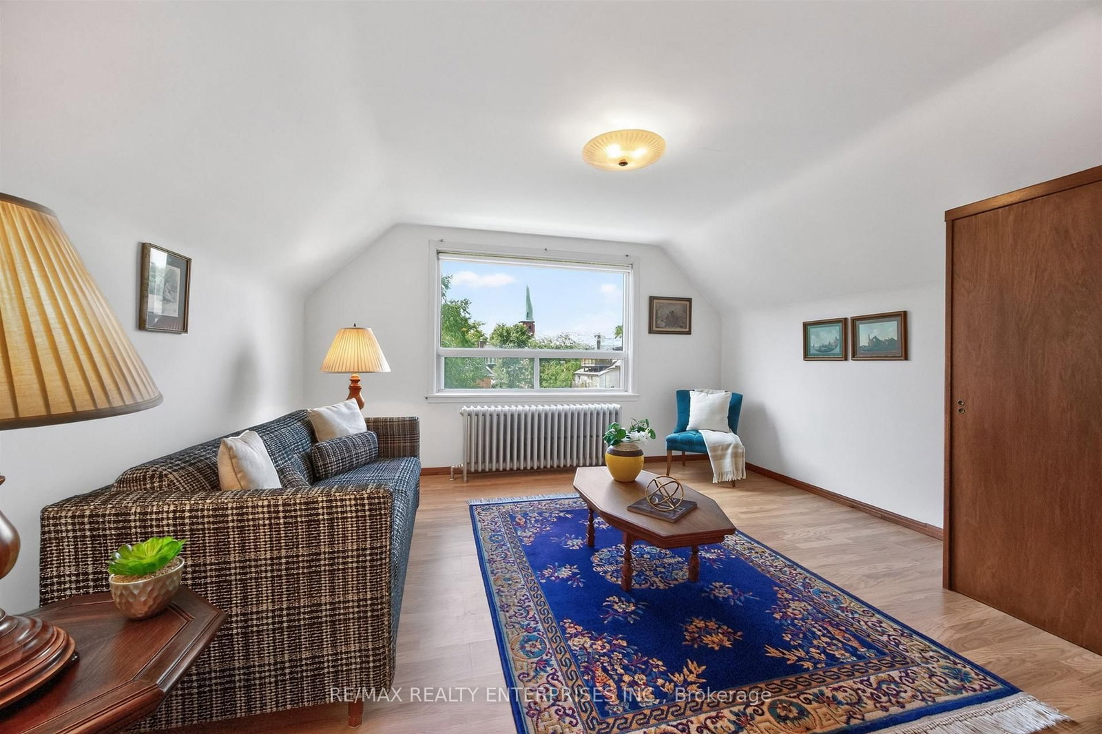 162 Mavety Street • Toronto, ON photo 35