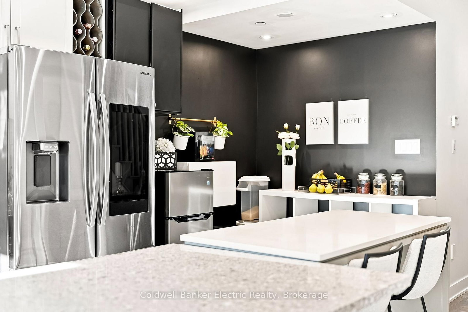 42 William Duncan Road • Toronto, ON photo 11