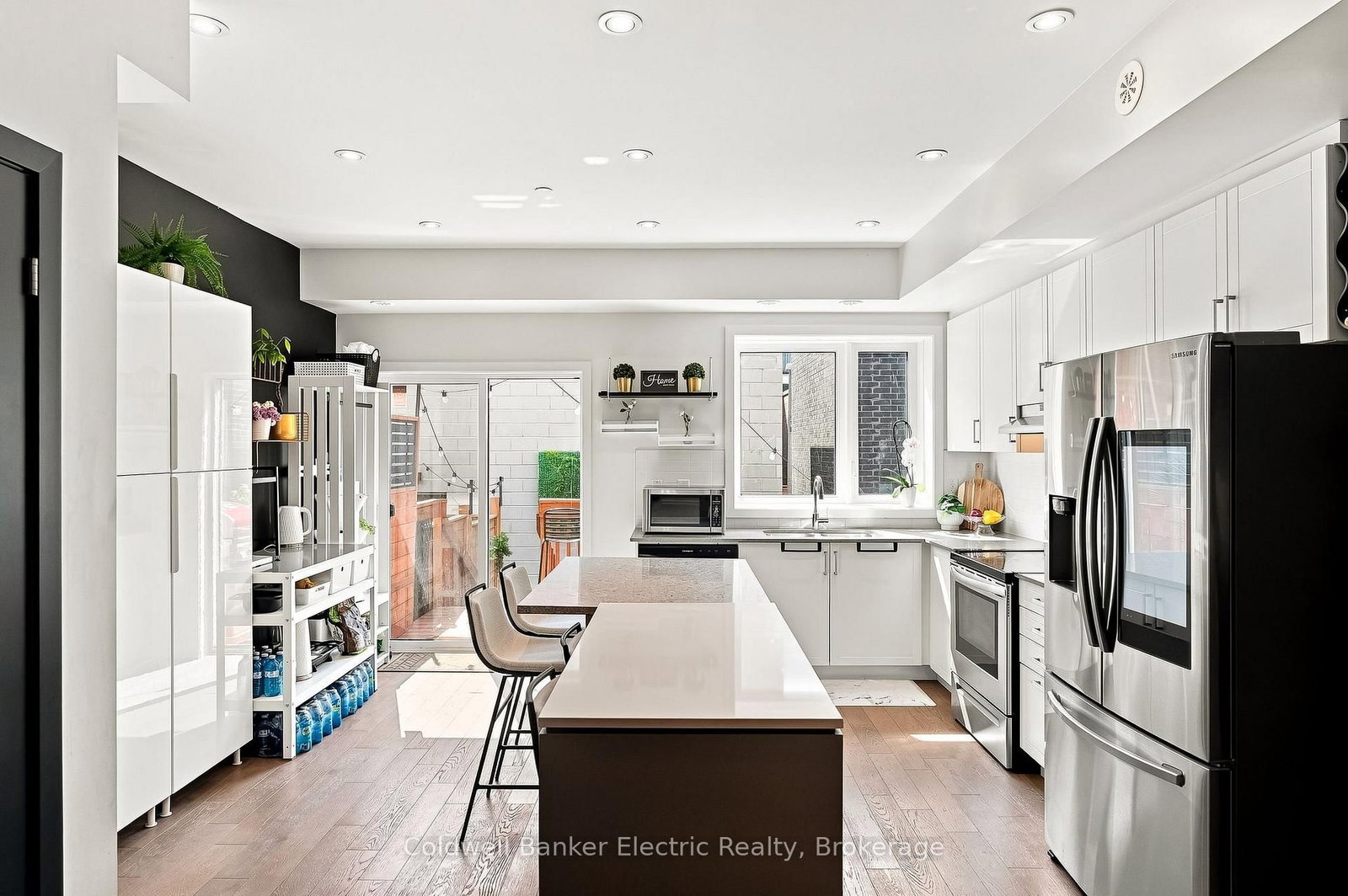 42 William Duncan Road • Toronto, ON photo 13