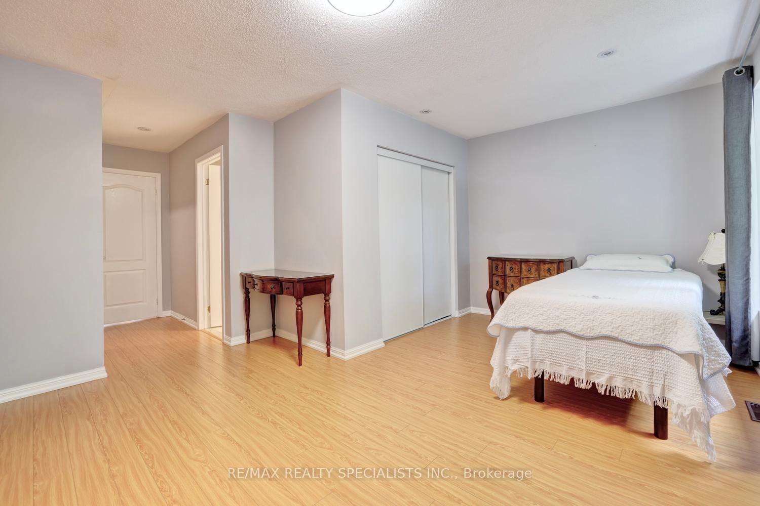 2401 Fifth Line W • #8 • Mississauga, ON photo 19