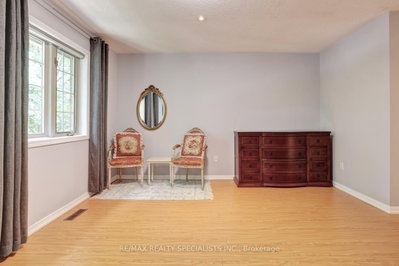 2401 5 Mississauga,ON L5K 1V9 — Photo 20