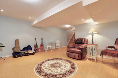 2401 5 Mississauga,ON L5K 1V9 — Photo 28