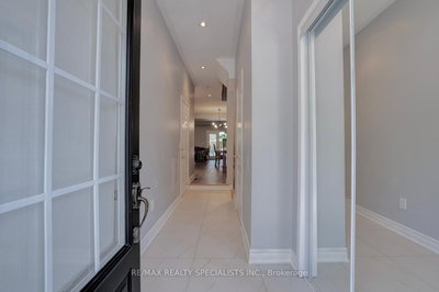 2401 Fifth Line W • #8 • Mississauga, ON photo 4