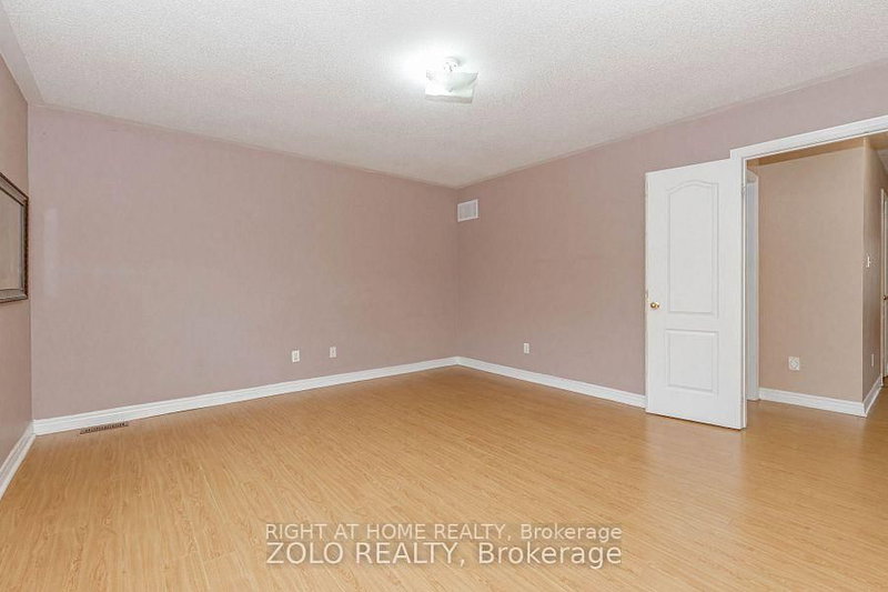 30 Tatra Brampton,ON L6Y 0K6 — Photo 13