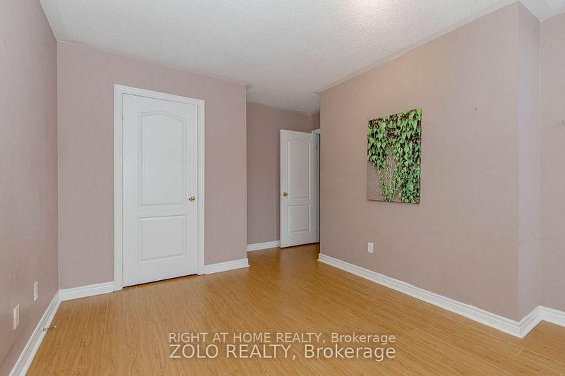 30 Tatra Brampton,ON L6Y 0K6 — Photo 22