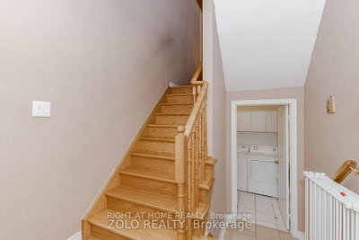 30 Tatra Crescent • Brampton, ON photo 9