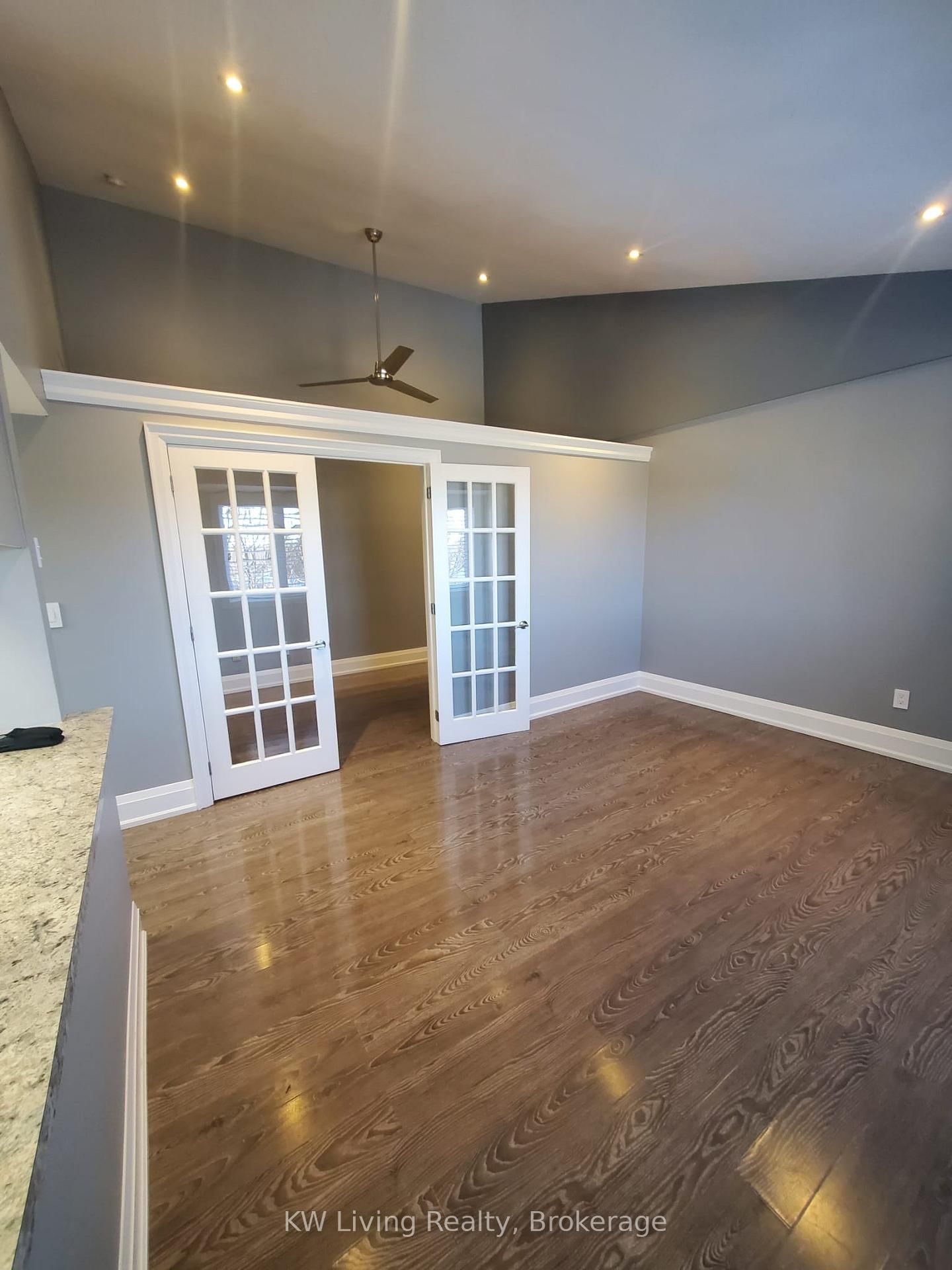 223 - 101 Bristol Road E, Mississauga 5