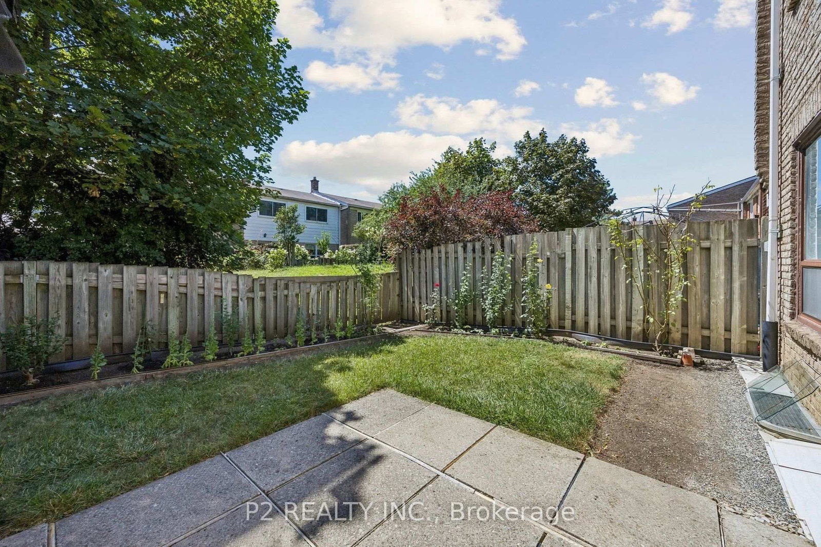 22-25 Gosford Blvd. Boulevard N • Toronto, ON photo 16