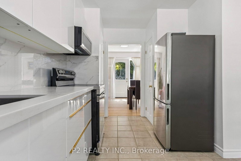 22-25 Gosford Blvd. Boulevard N
