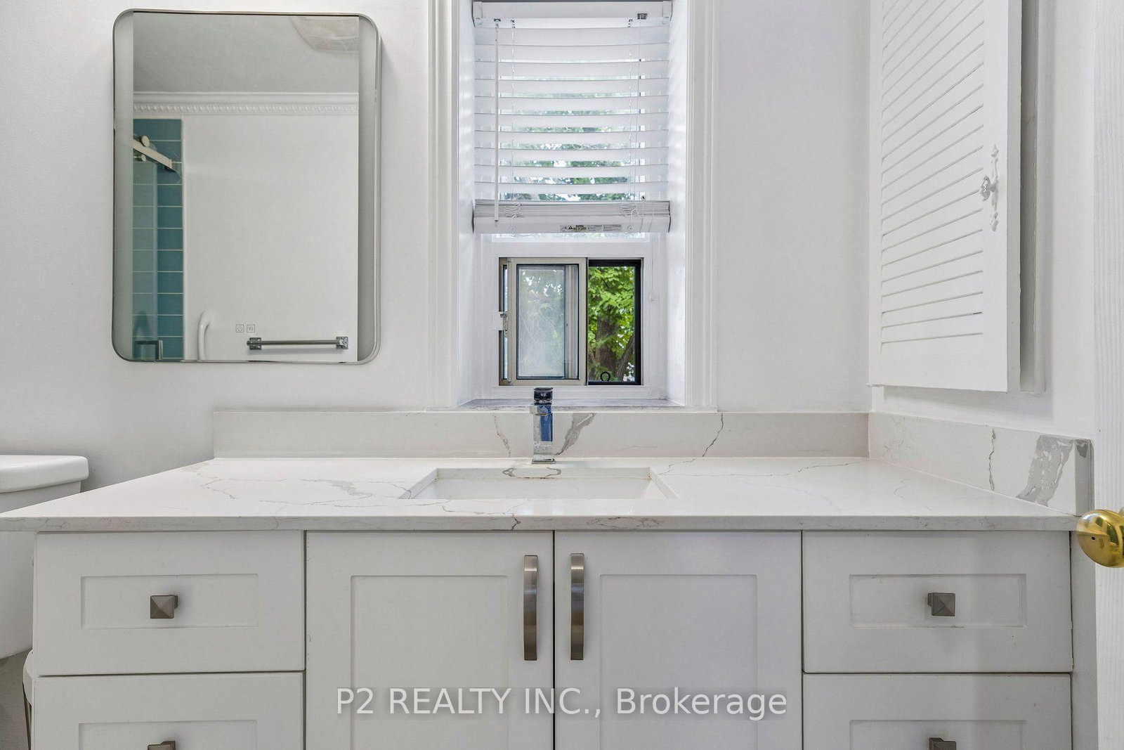 22-25 Gosford Blvd. Boulevard N • Toronto, ON photo 8