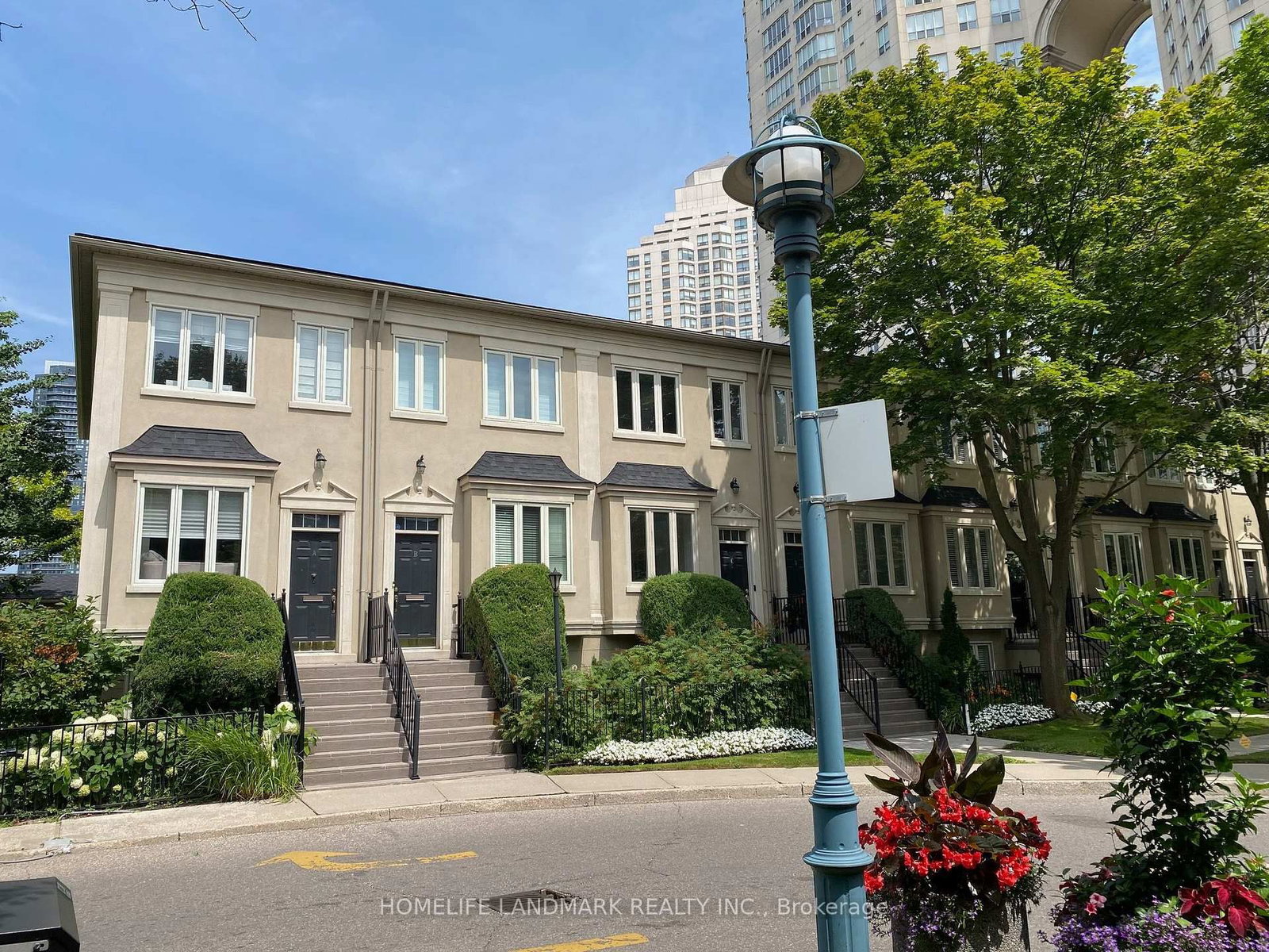 2283 Lake Shore Boulevard W • #B • Toronto, ON photo 3