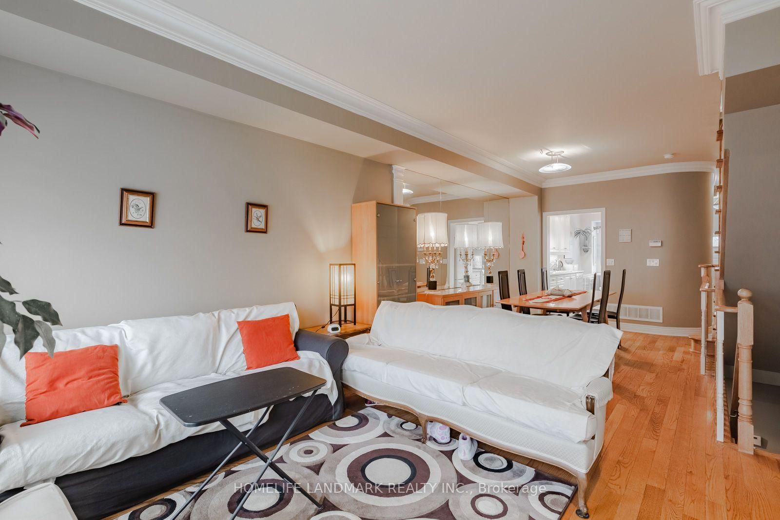 2283 Lake Shore Boulevard W • #B • Toronto, ON photo 8