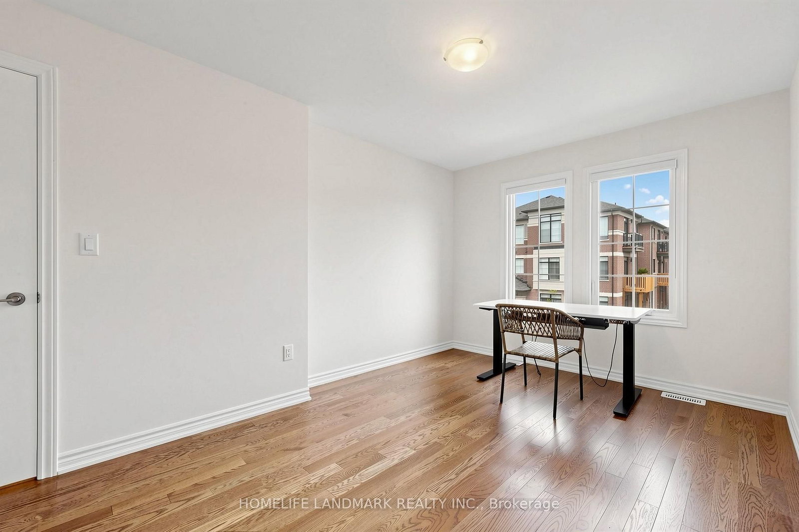 1138 Tanbark Ave, Oakville, view 20
