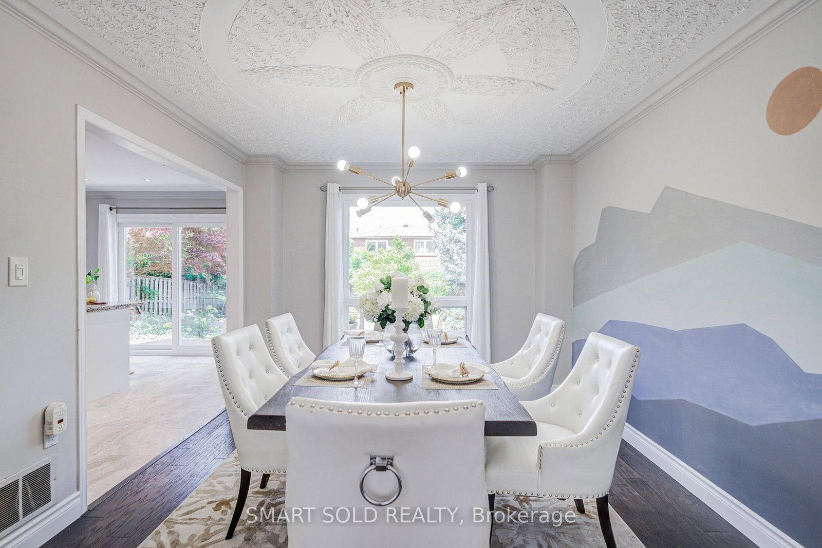 5818 Turney Drive • Mississauga, ON photo 12