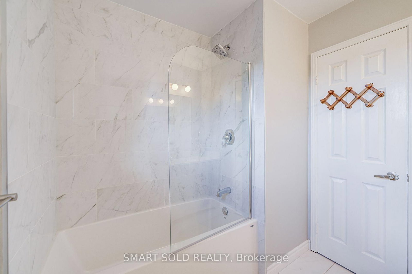 5818 Turney Drive • Mississauga, ON photo 36