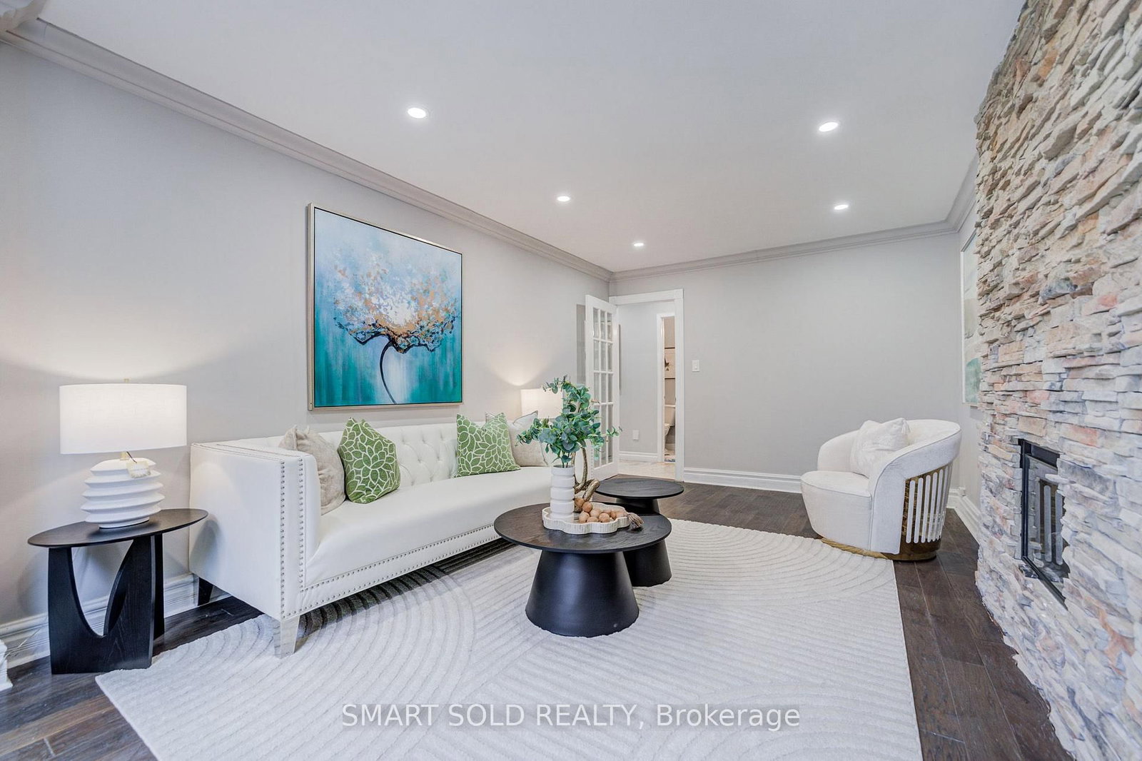 5818 Turney Drive • Mississauga, ON photo 8
