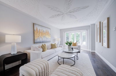 5818 Turney Drive • Mississauga, ON photo 9